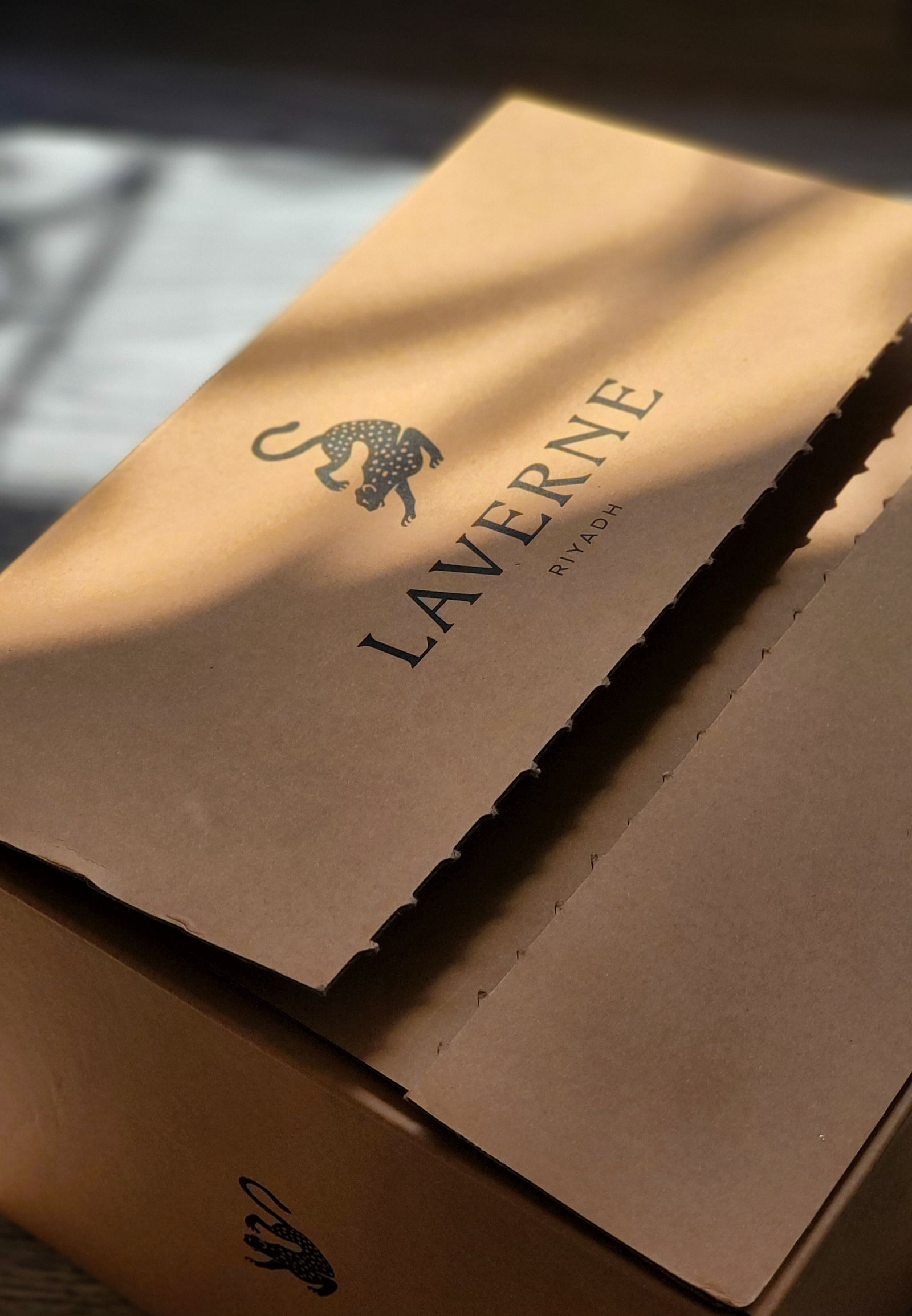 Glass bottles and jars packaging containers