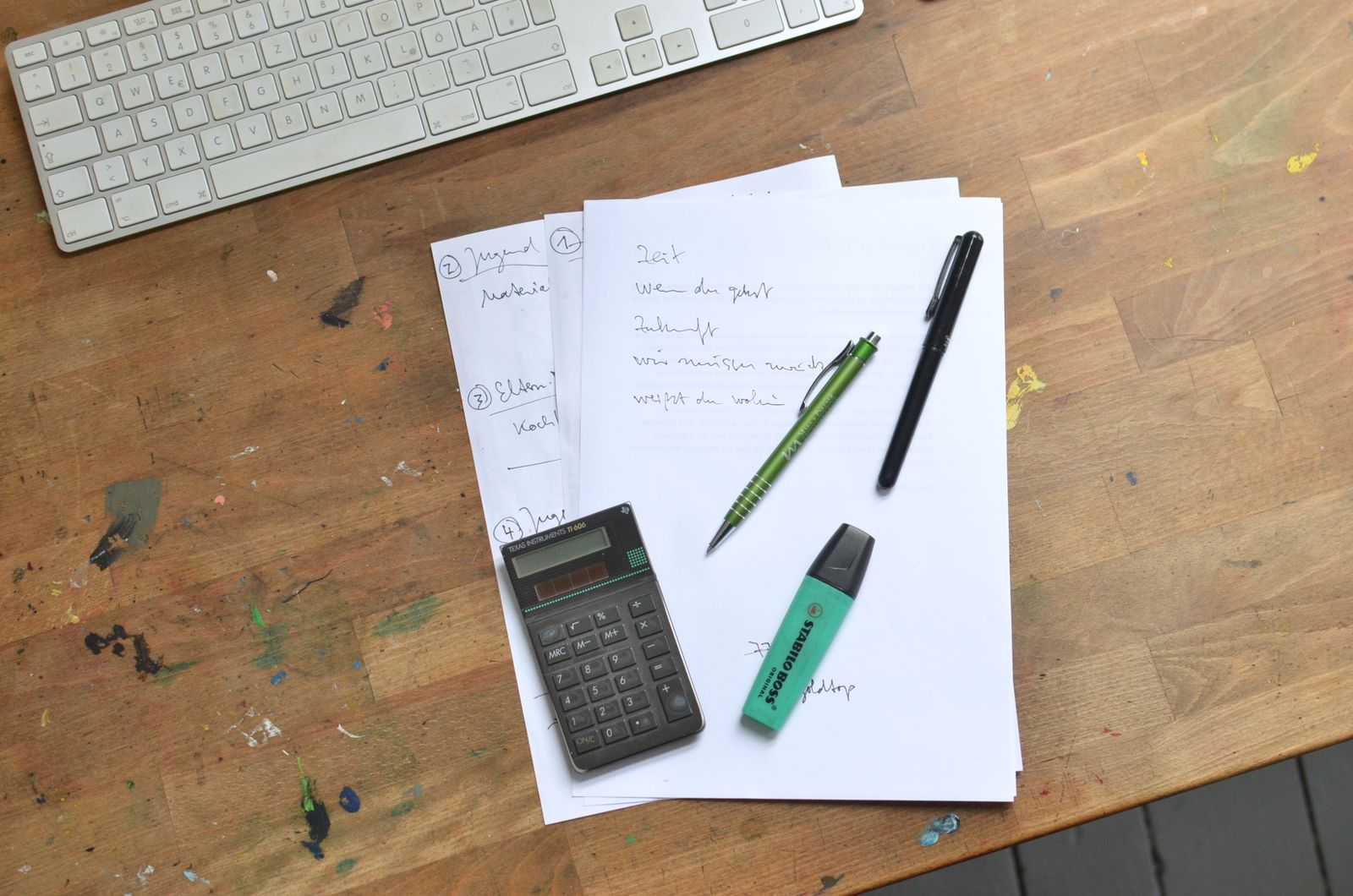 Office collaboration tools and writing instruments